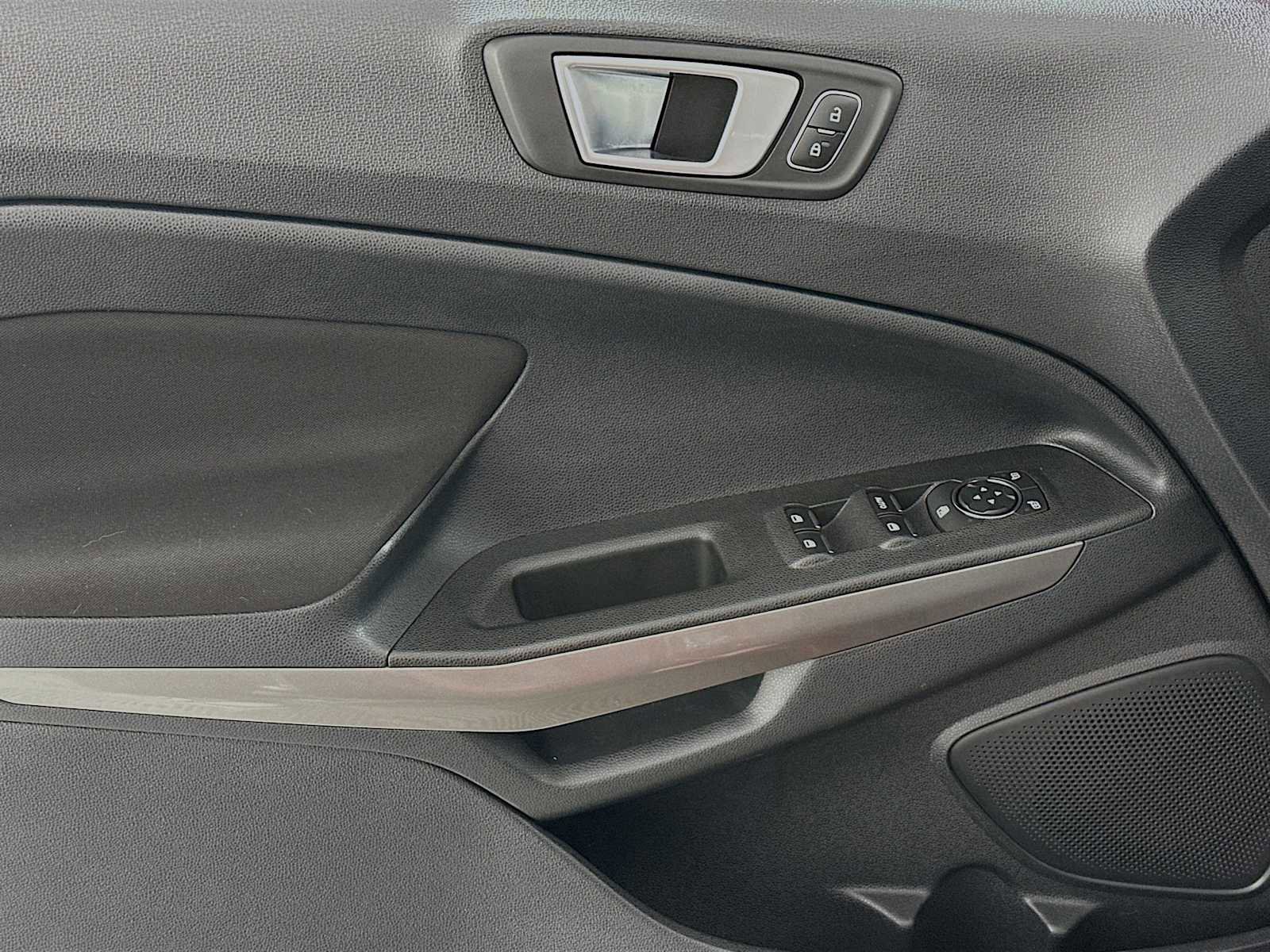 Used 2019 Ford EcoSport SE w/ SE Convenience Package image 17