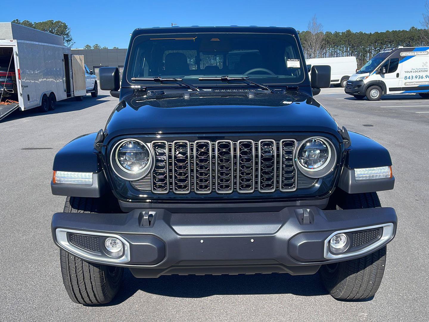 New 2026 Jeep Gladiator Sport AWD/4WD image 2