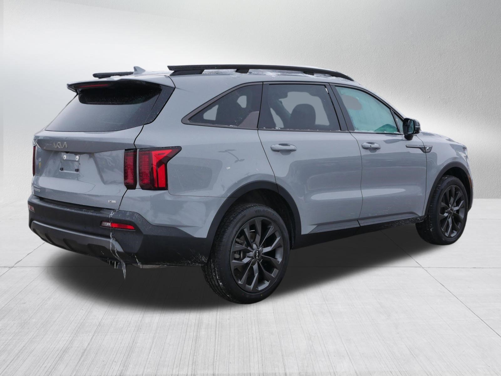 Certified 2023 Kia Sorento X-Line EX image 7