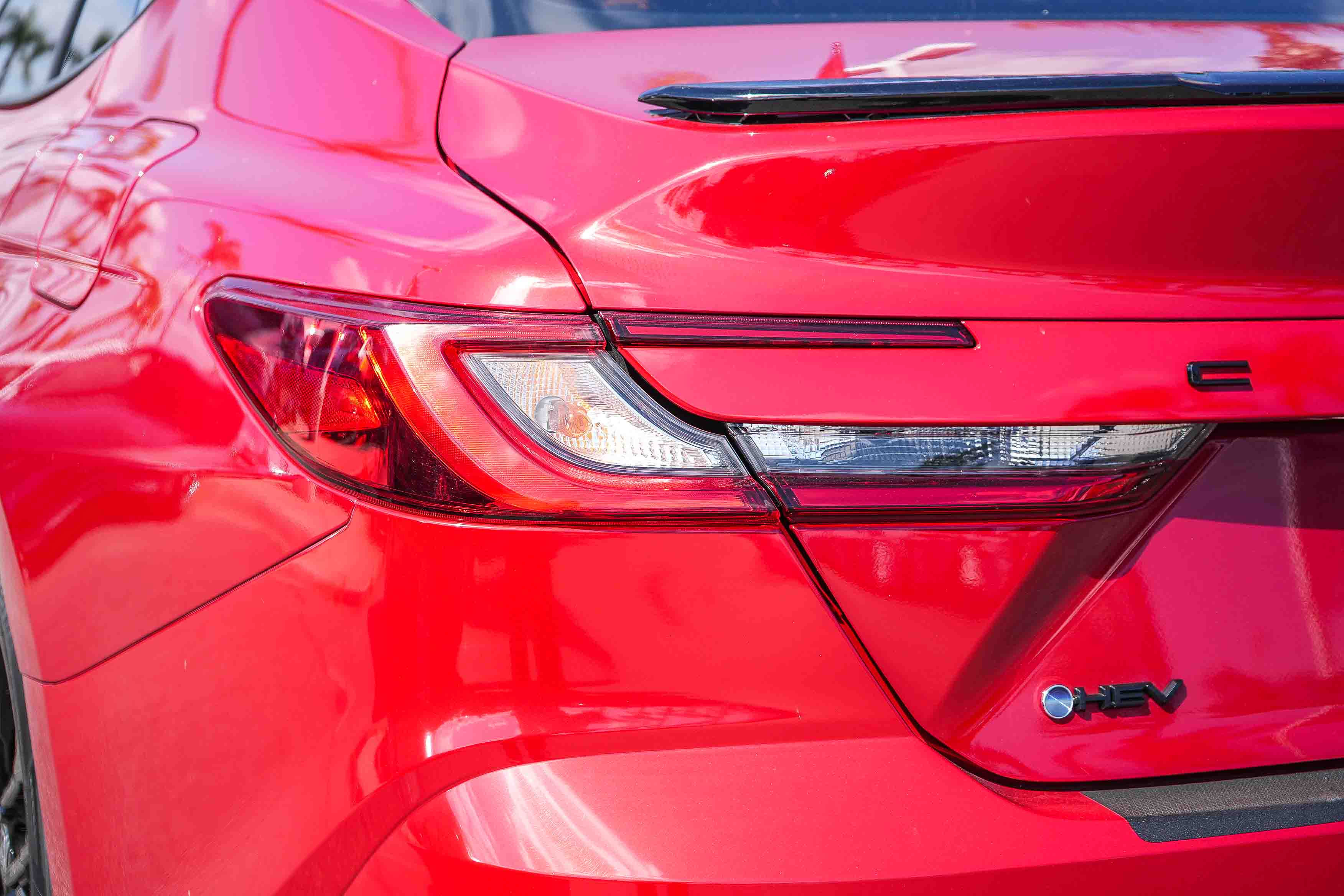 Used 2025 Toyota Camry SE FWD image 11