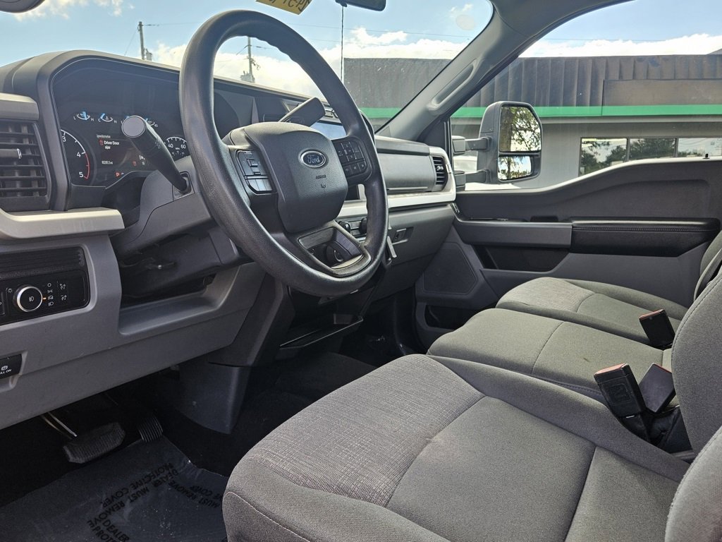 Used 2024 Ford F350 XLT image 28