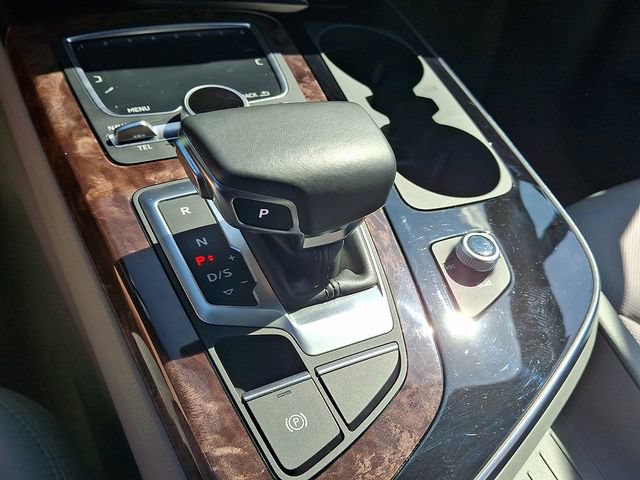Used 2019 Audi Q7 3.0T Prestige w/ Prestige Package AWD/4WD image 15