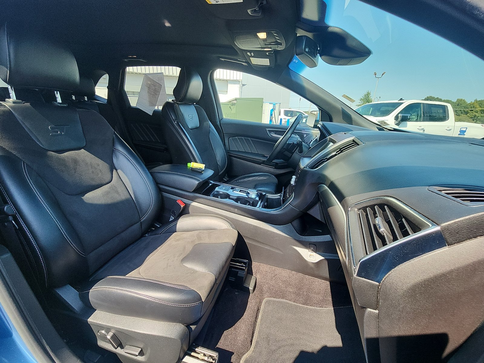 Used 2019 Ford Edge ST w/ Convenience Package AWD/4WD image 24