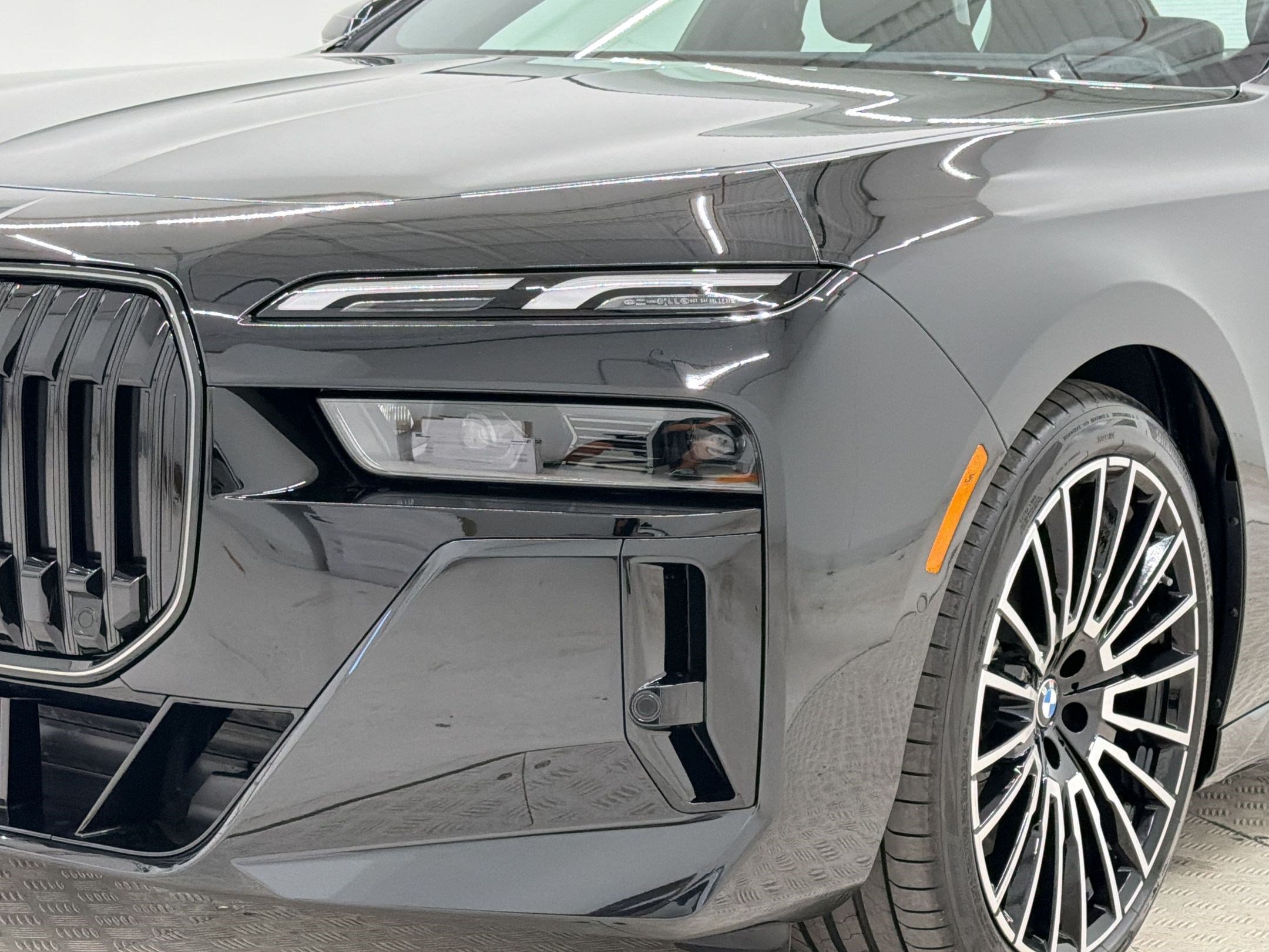 New 2026 BMW 760i xDrive AWD/4WD image 11