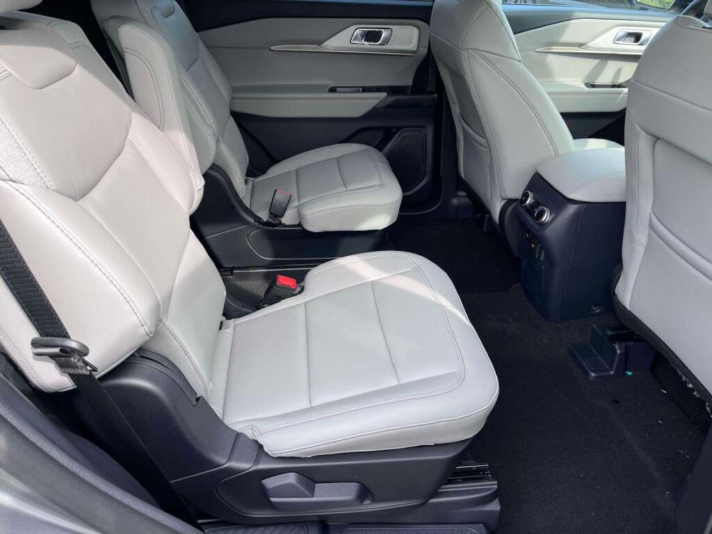 New 2026 Ford Explorer Active AWD/4WD image 22