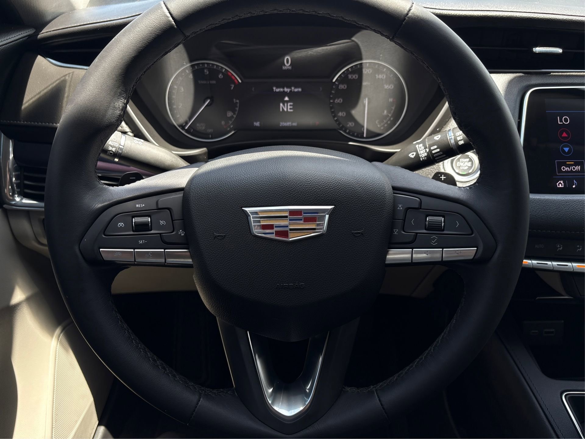 Used 2023 Cadillac XT4 Luxury w/ Driver Awareness Package FWD image 19