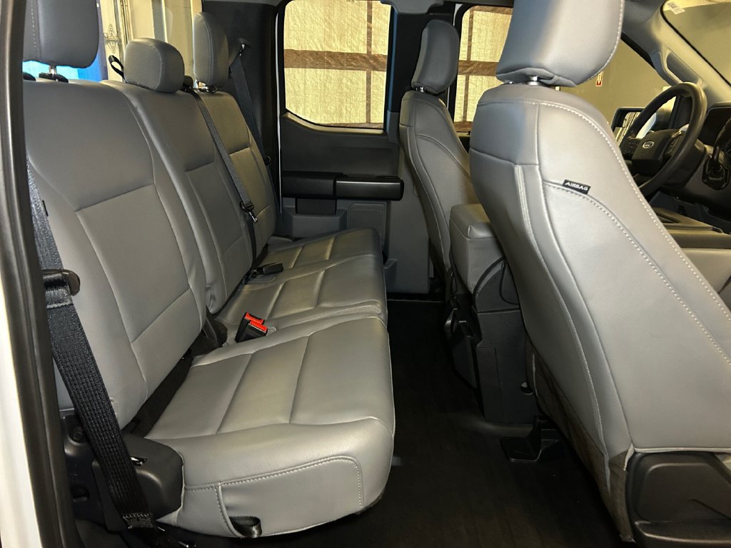 Used 2023 Ford F150 XL w/ XL Chrome Appearance Package AWD/4WD image 17