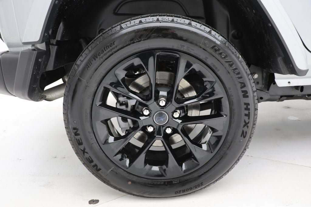 Used 2024 Jeep Wrangler Unlimited Sahara AWD/4WD image 10