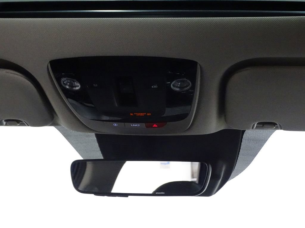 Used 2022 Kia Sorento EX w/ Panoramic Sunroof Package image 32