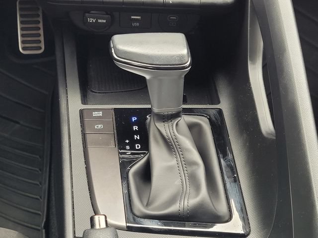 Used 2025 Hyundai Elantra Sport FWD image 17