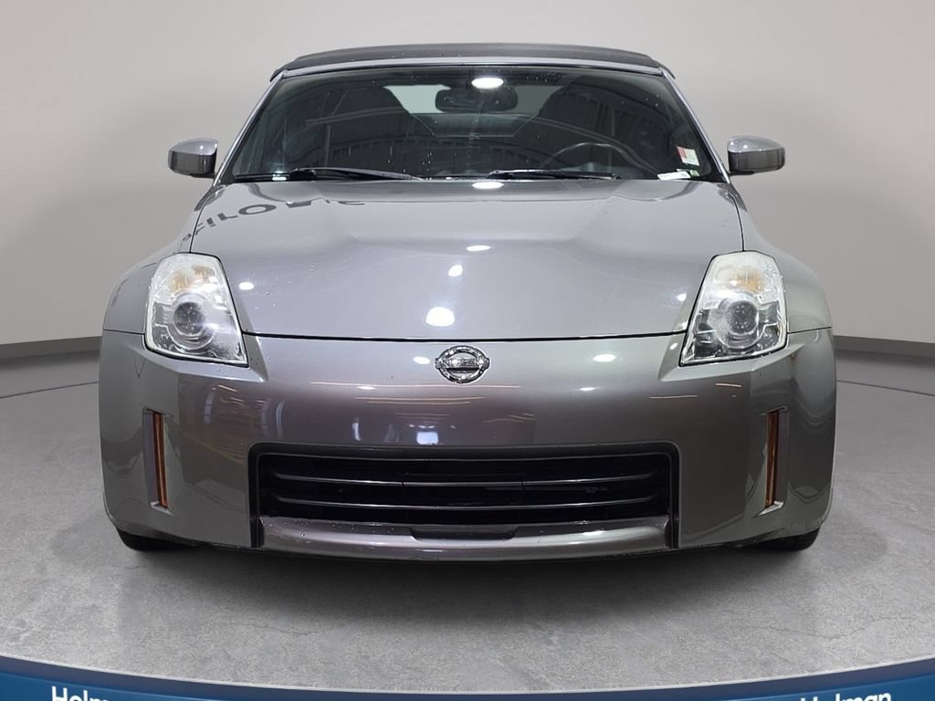 Used 2008 Nissan 350Z Enthusiast RWD image 3