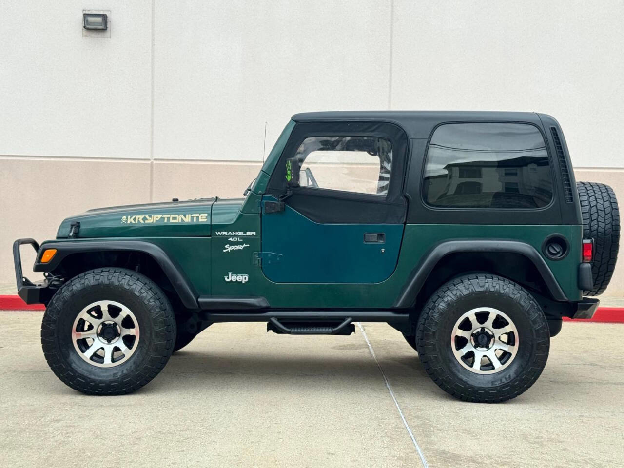 Used 2001 Jeep Wrangler Sport AWD/4WD image 2