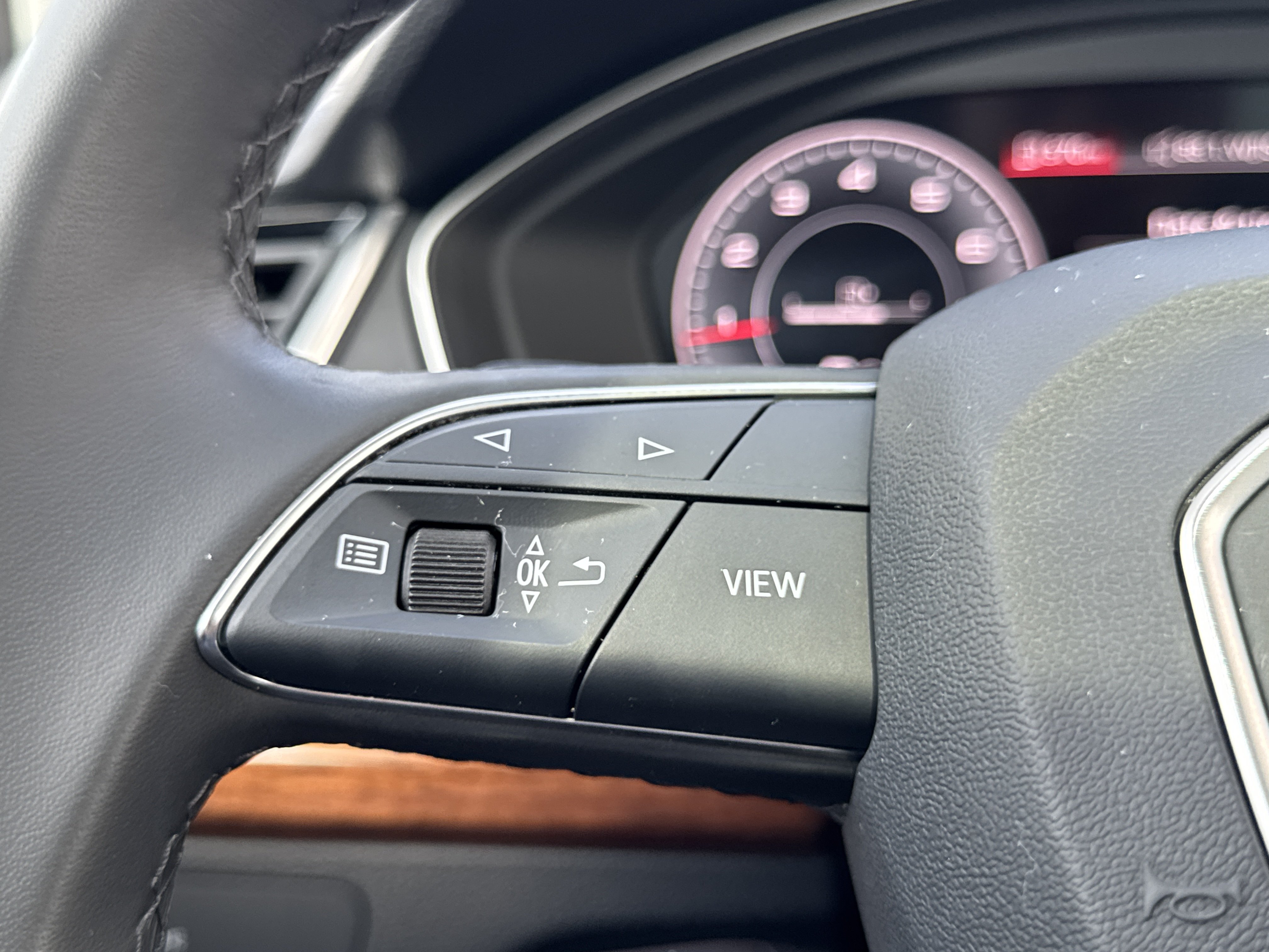 Certified 2023 Audi Q5 2.0T Premium Plus w/ Premium Plus Package AWD/4WD image 33