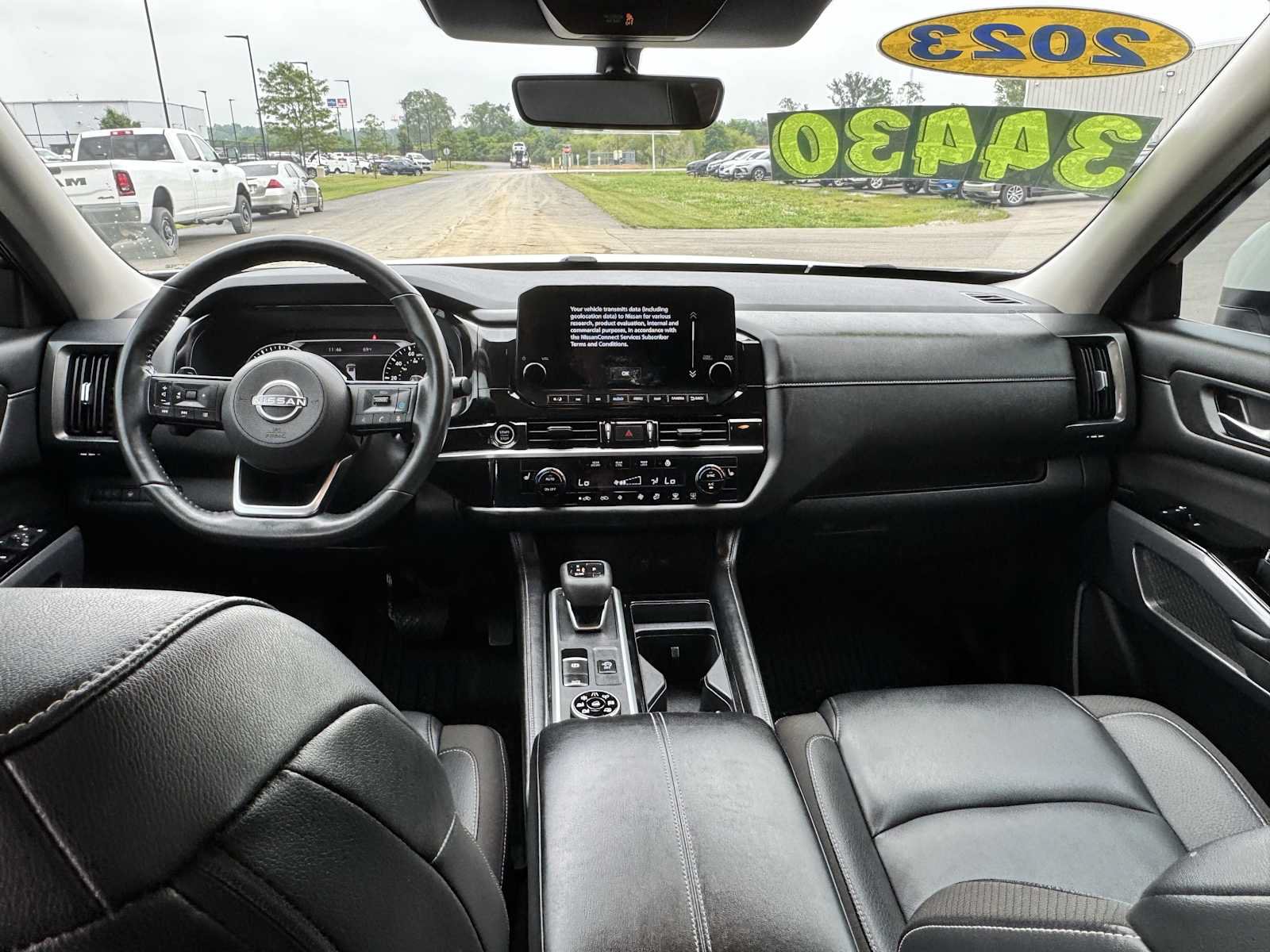 Used 2023 Nissan Pathfinder SL AWD/4WD image 20