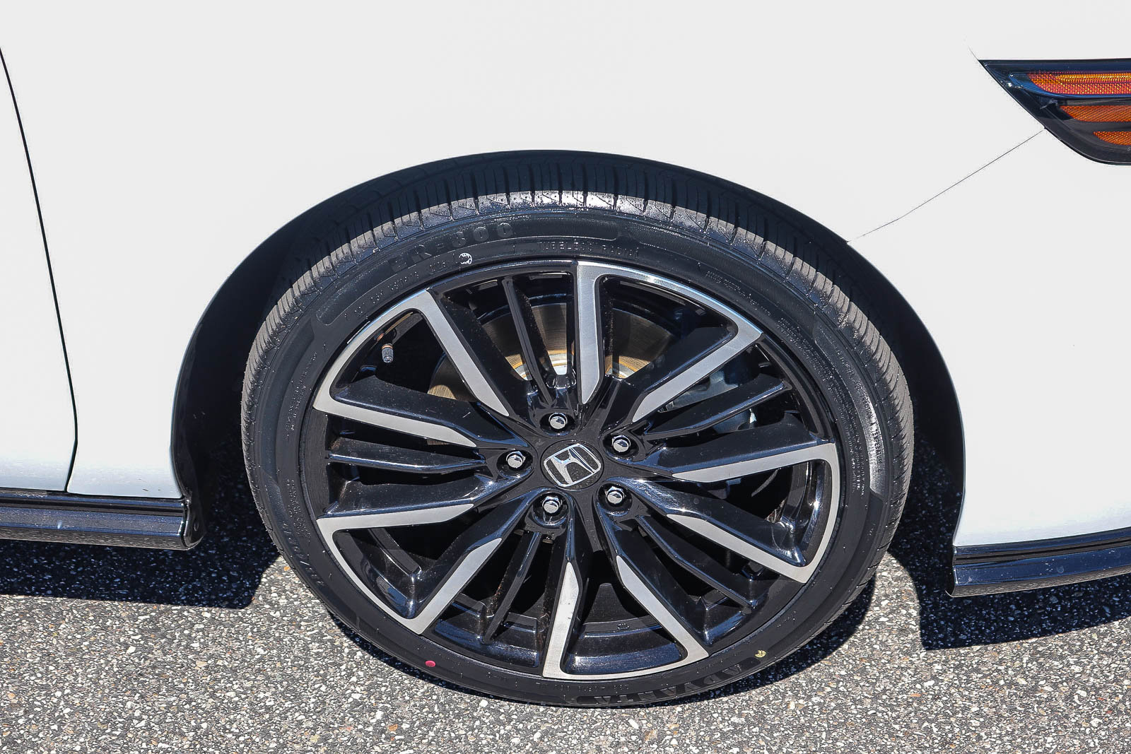 Certified 2024 Honda Accord Touring image 7