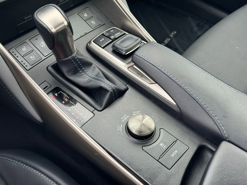 Used 2020 Lexus IS 300 F Sport image 40