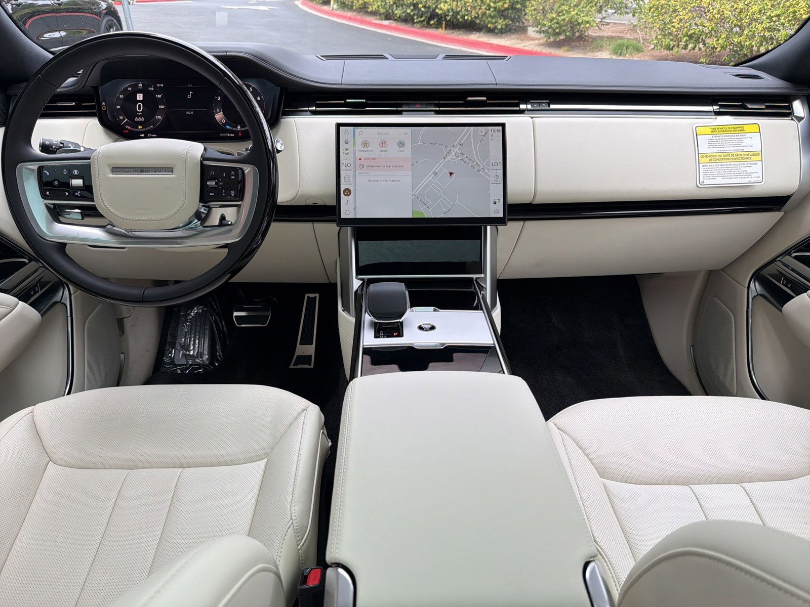 New 2026 Land Rover Range Rover SE image 16