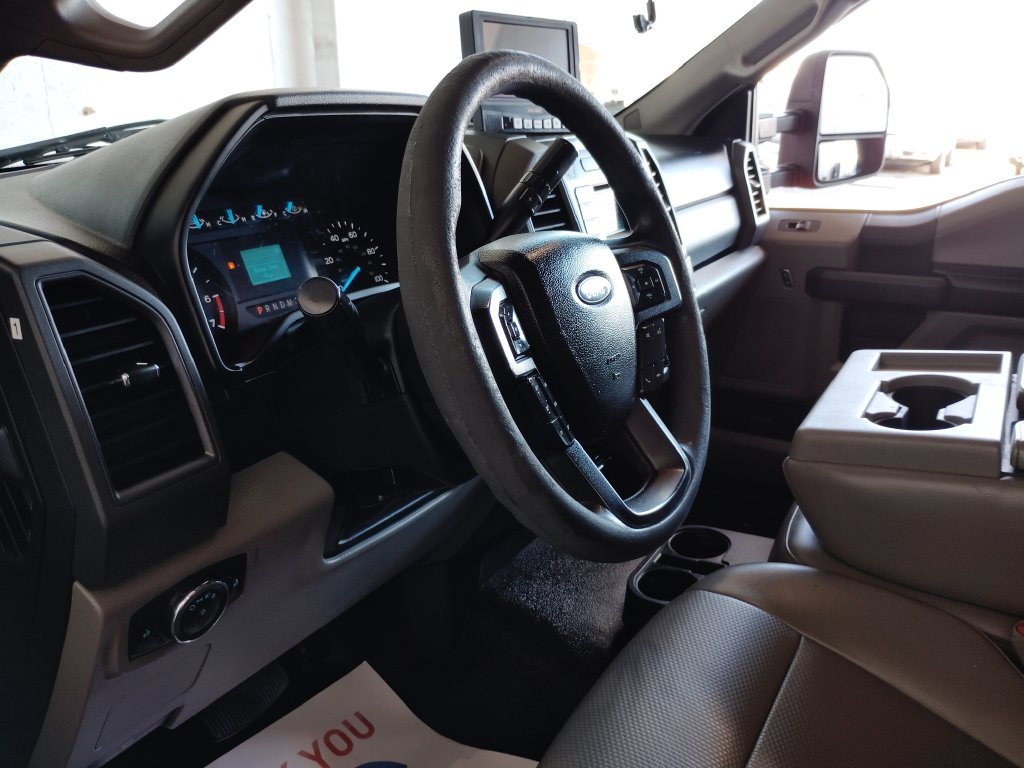 Used 2017 Ford F350 XL w/ Power Equipment Group AWD/4WD image 23
