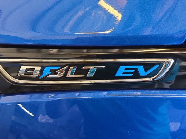 Used 2021 Chevrolet Bolt Premier w/ Infotainment Package image 30