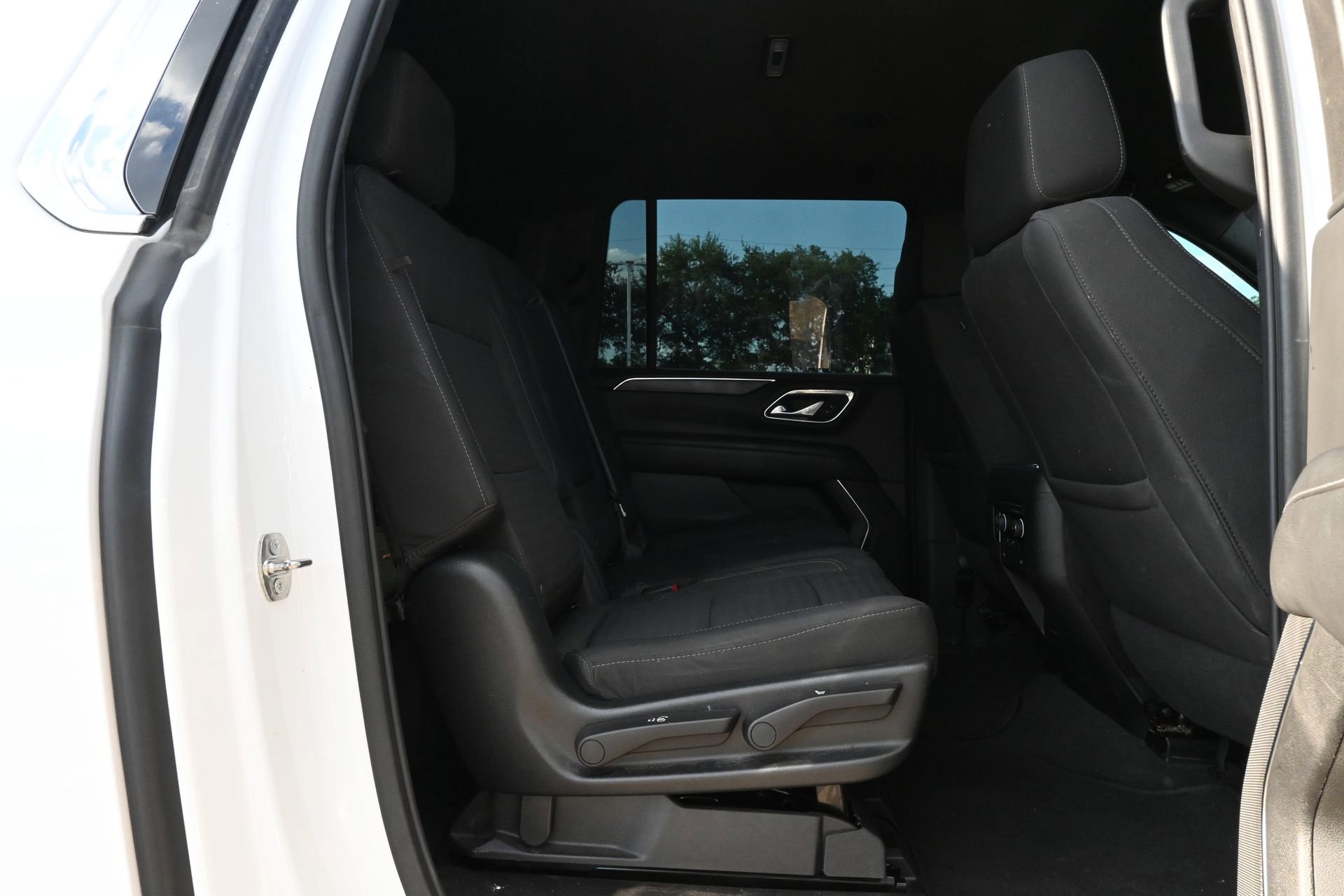 Used 2023 Chevrolet Suburban LS w/ Driver Alert Package RWD image 24