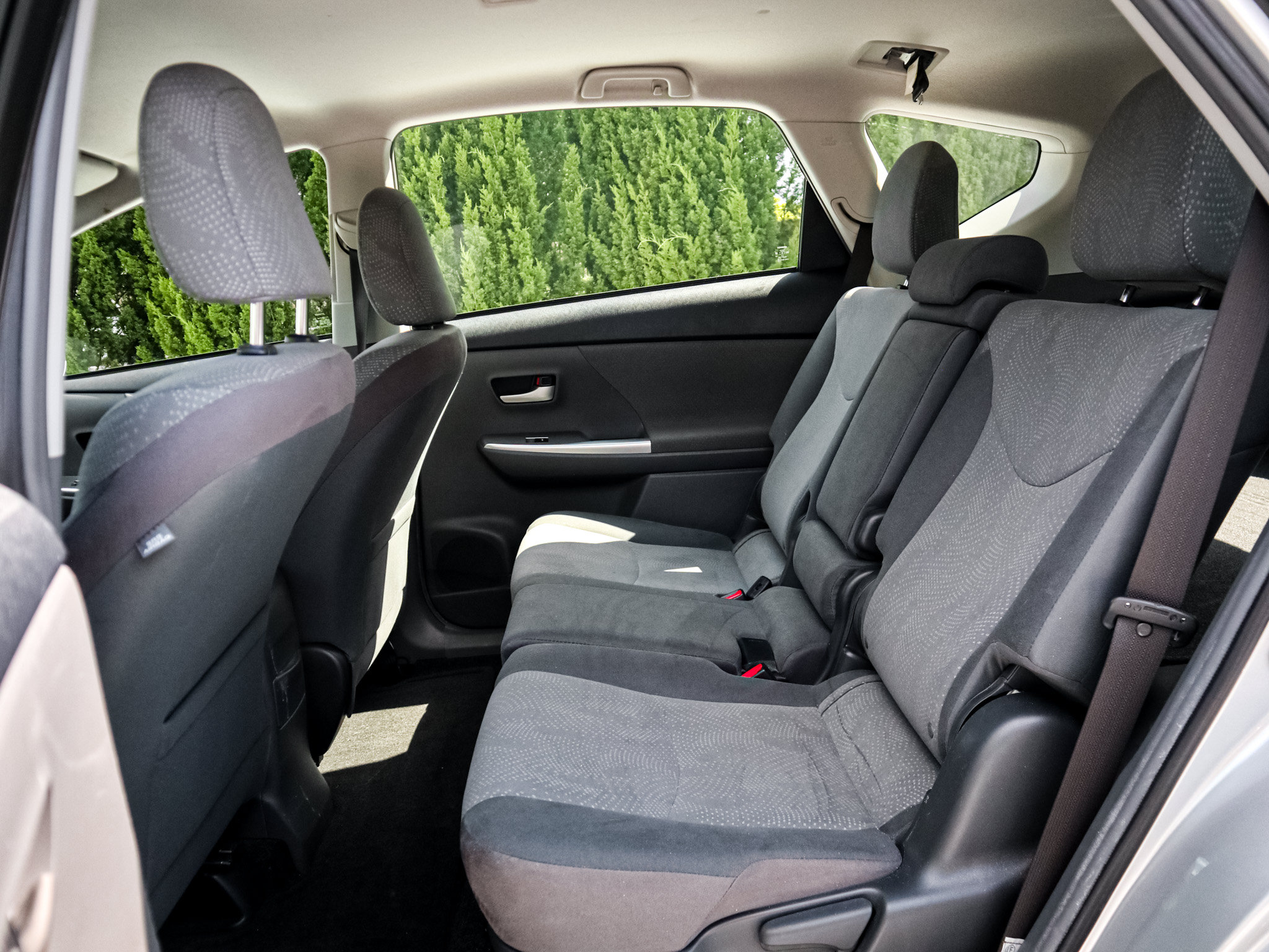 Used 2012 Toyota Prius V Two FWD image 7
