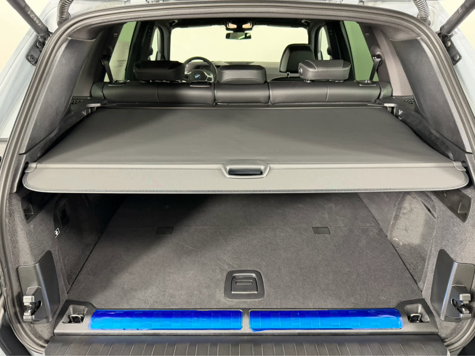 New 2026 BMW X5 xDrive50e w/ M Sport Package AWD/4WD image 15