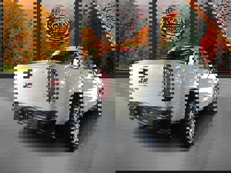 Used 2018 GMC Canyon SLE w/ SLE Convenience Package image 5