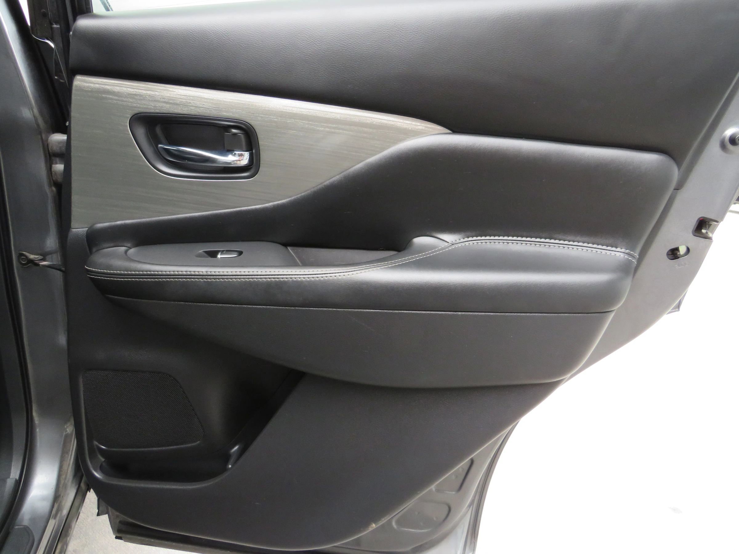 Used 2017 Nissan Murano SL image 45