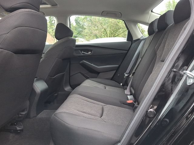 Used 2023 Honda Accord EX image 10