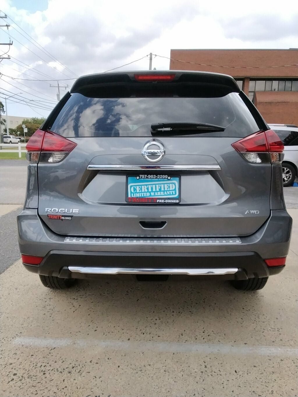 Used 2020 Nissan Rogue S AWD/4WD image 3