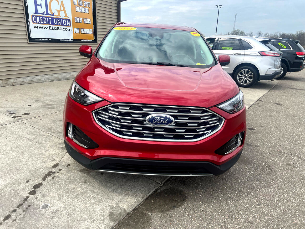 Used 2022 Ford Edge SEL w/ Convenience Package image 2