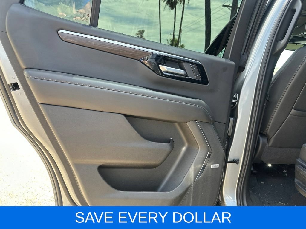 Used 2026 Chevrolet Tahoe LT w/ Comfort Package RWD image 15