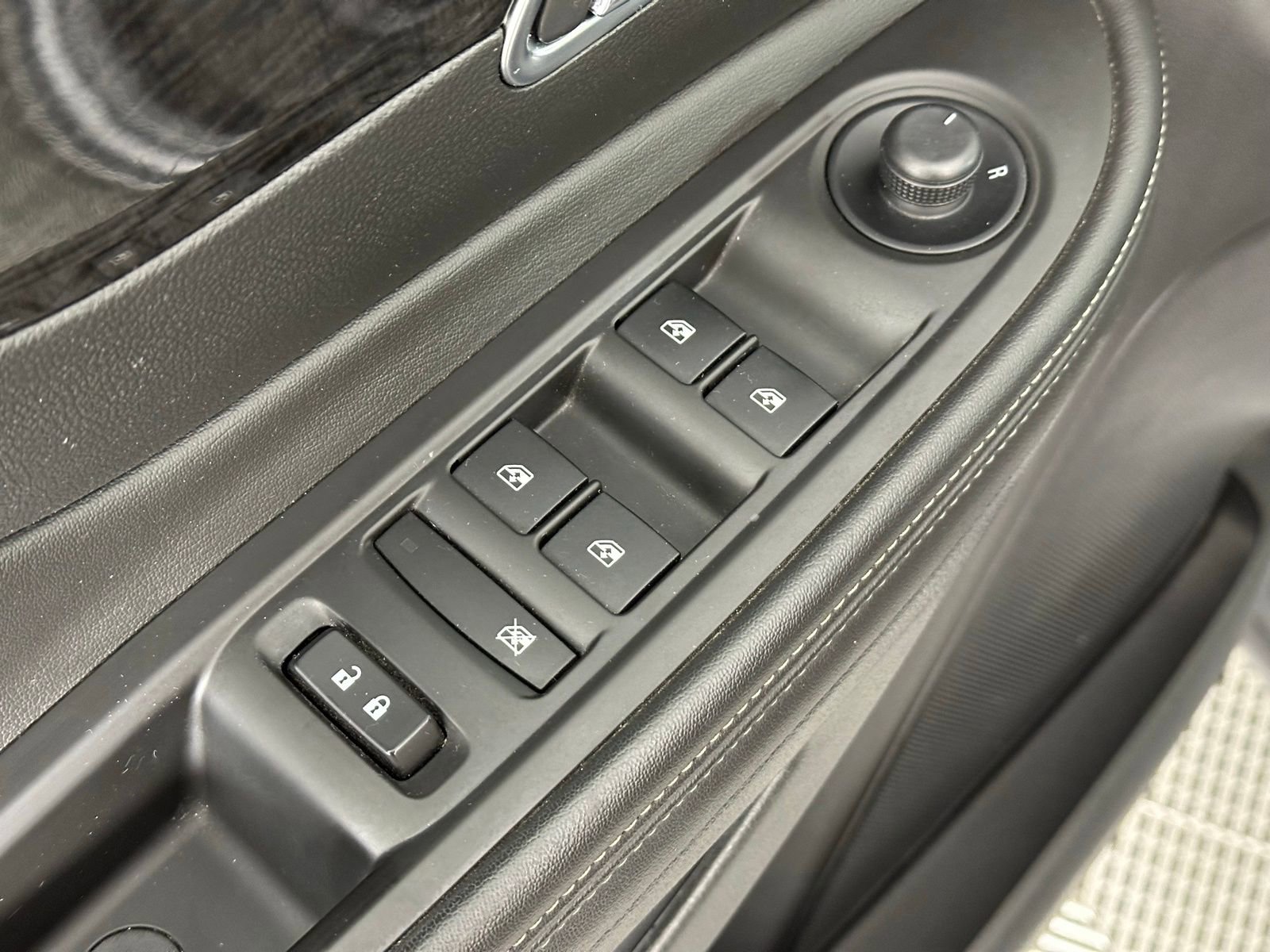 Used 2016 Buick Encore Convenience image 32