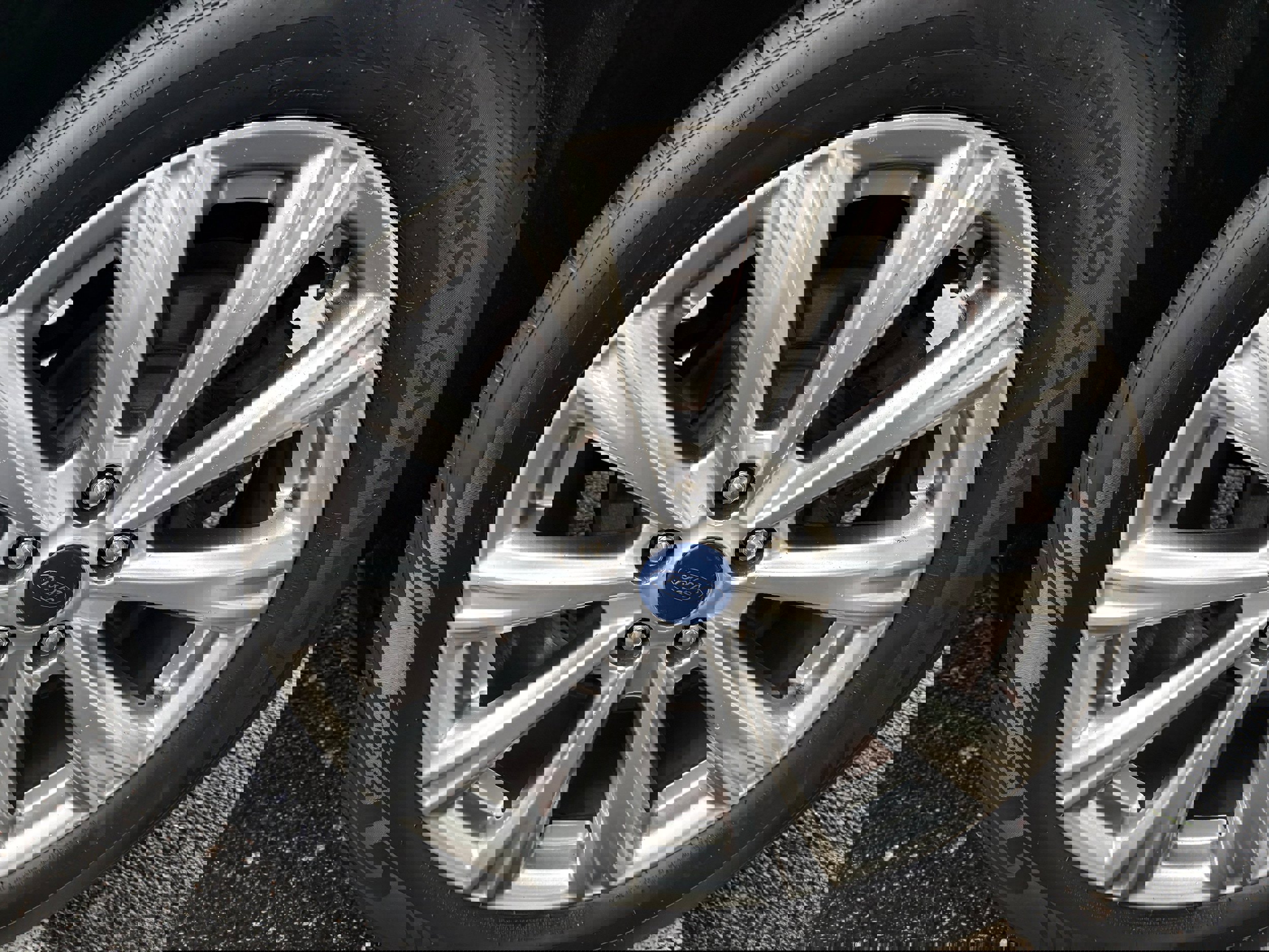 Used 2017 Ford Escape Titanium image 9