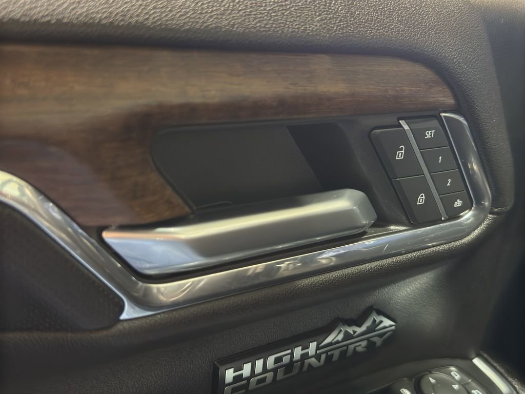 Used 2023 Chevrolet Silverado 1500 High Country w/ High Country Premium Package image 36