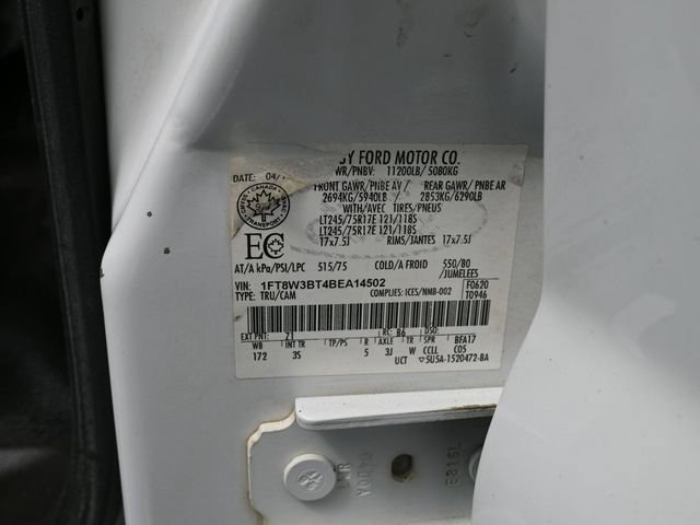 Used 2011 Ford F350 XLT w/ Camper Pkg AWD/4WD image 42