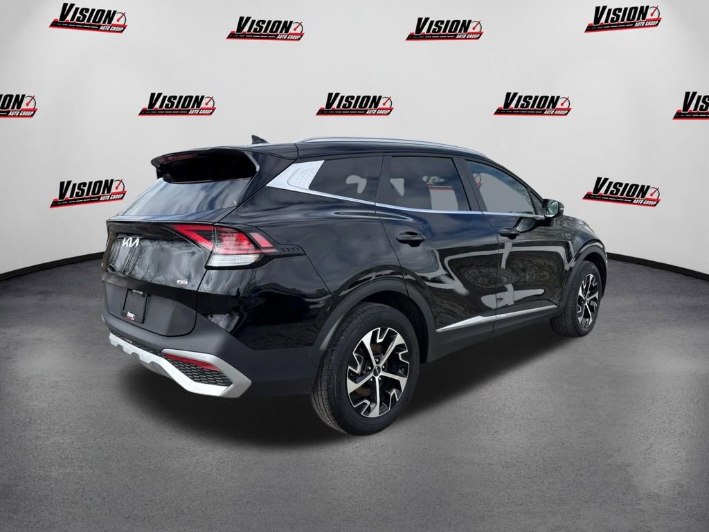 Certified 2024 Kia Sportage EX image 5