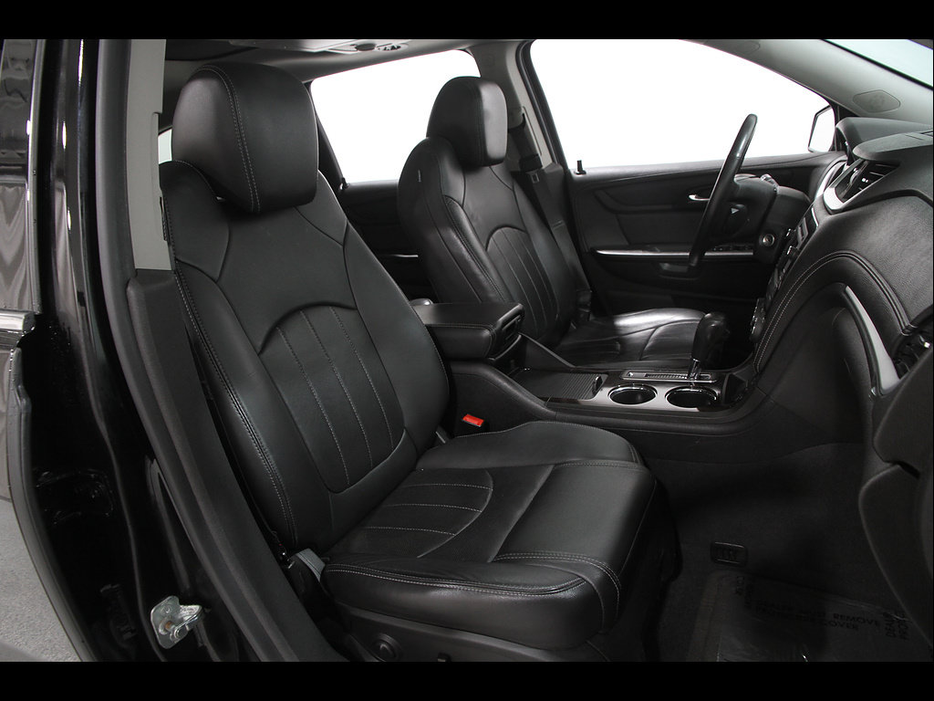 Used 2016 Chevrolet Traverse LTZ AWD/4WD image 16