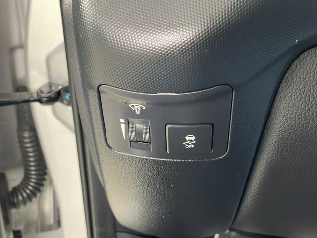 Used 2011 Kia Soul FWD image 12