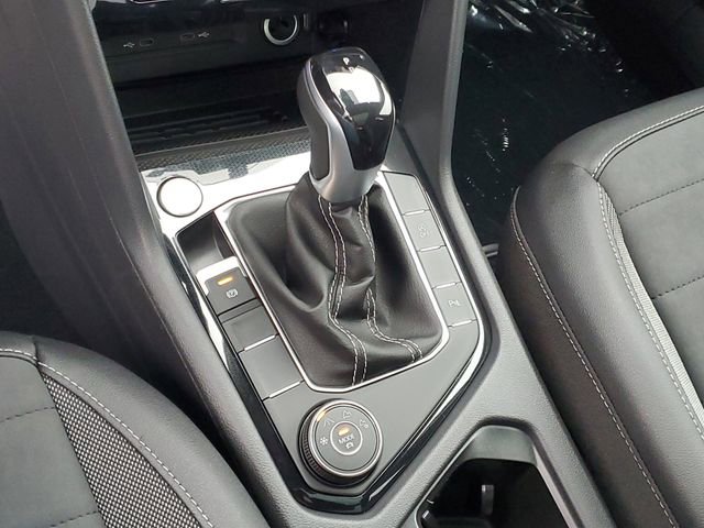 New 2026 Volkswagen Taos SE image 23