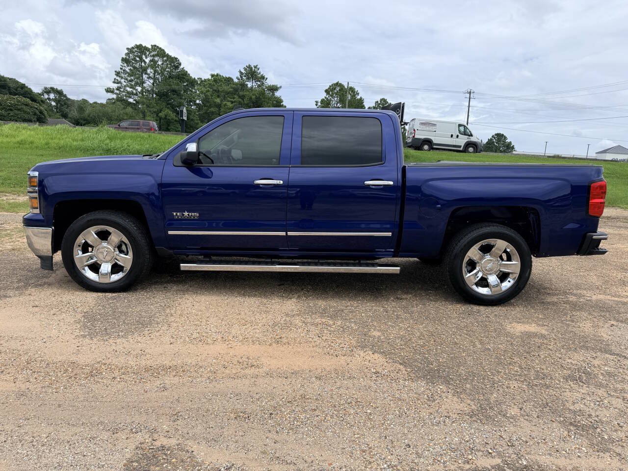 Used 2014 Chevrolet Silverado 1500 LTZ w/ Texas Edition, 1LZ Trim RWD image 2