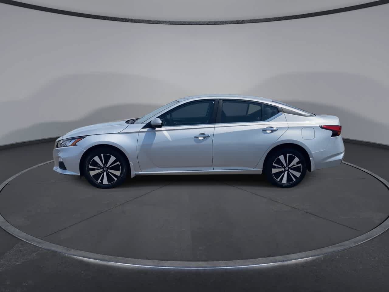 Used 2022 Nissan Altima 2.5 SV AWD/4WD image 6