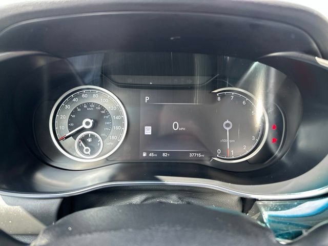 Used 2025 Genesis G70 2.5T AWD/4WD image 29