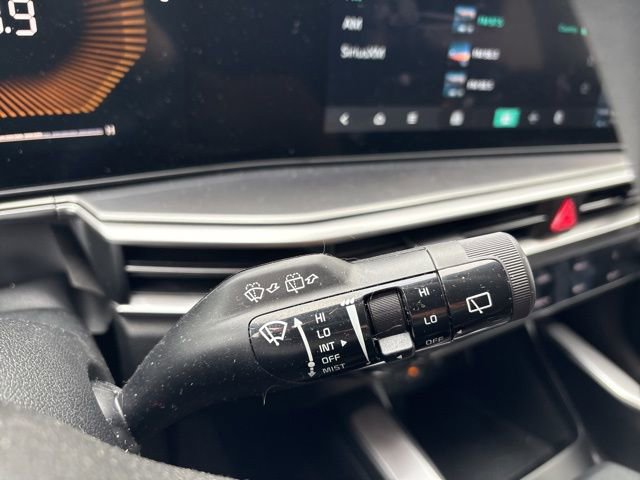 Certified 2025 Kia Sorento LX image 19