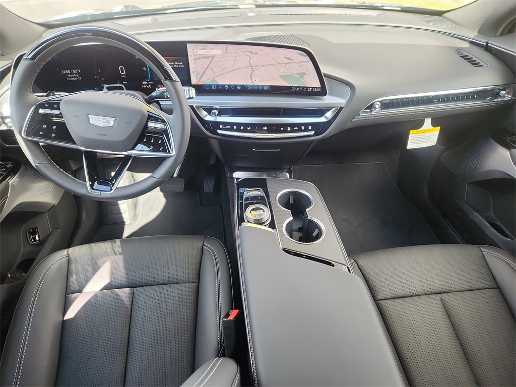 New 2026 Cadillac Lyriq Premium Luxury image 21