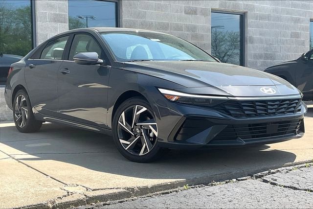 New 2025 Hyundai Elantra Limited image 1