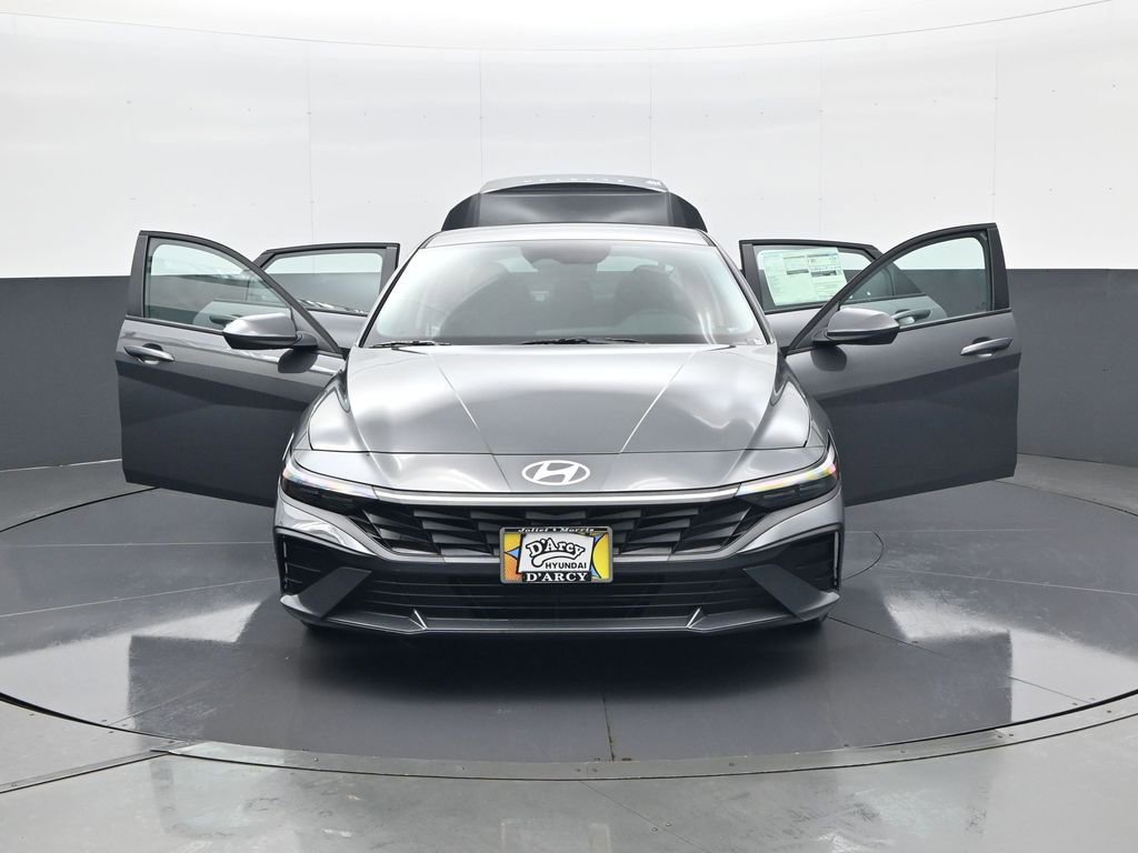 New 2026 Hyundai Elantra SE image 31