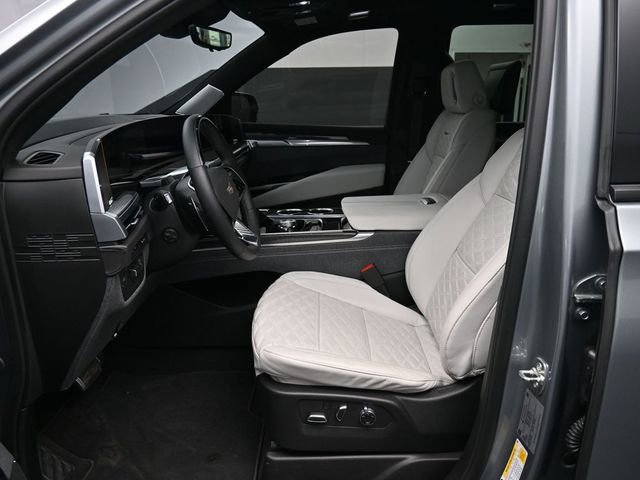 Used 2025 Cadillac Escalade V image 25