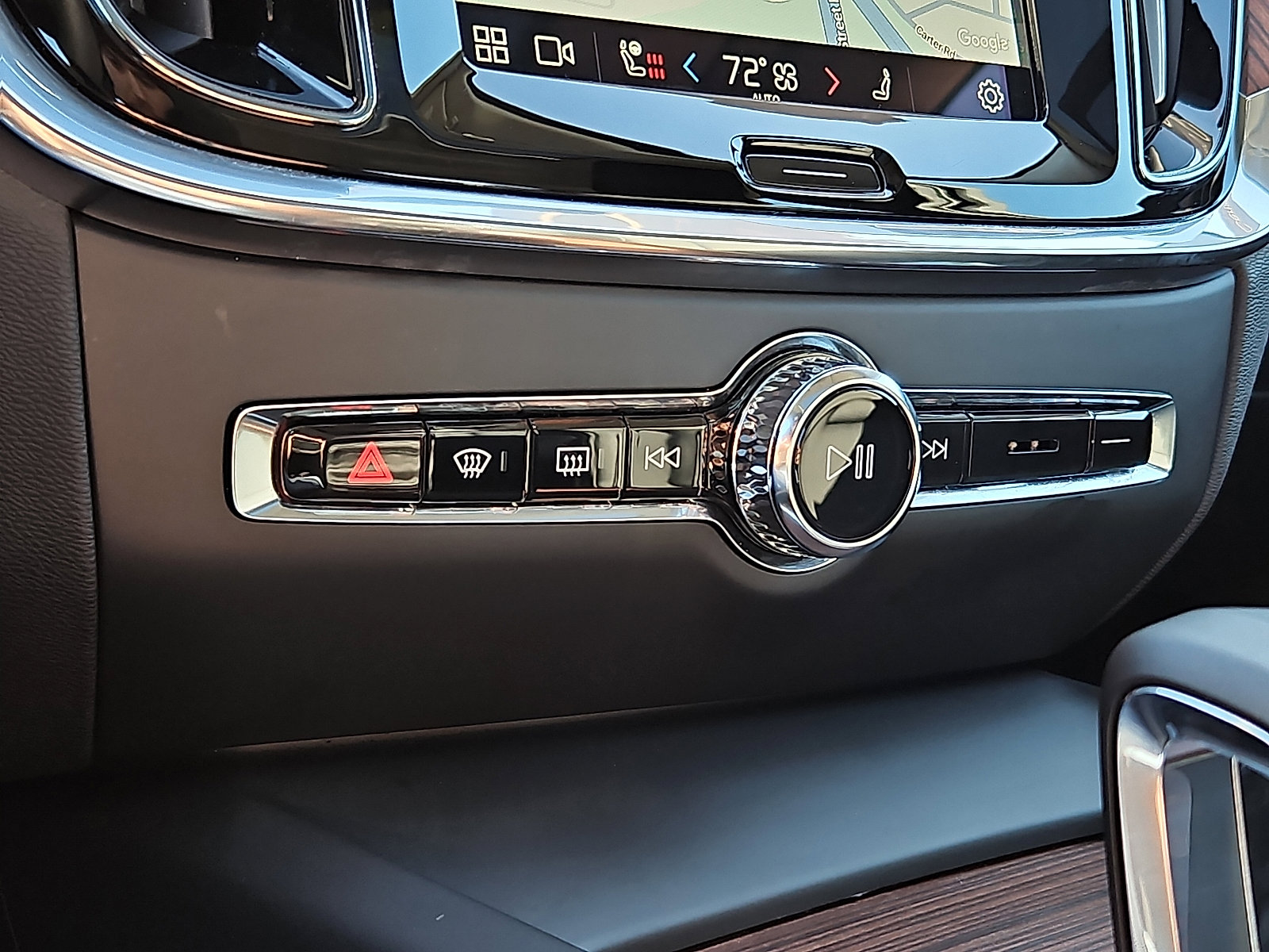 Certified 2025 Volvo S60 B5 Plus image 15