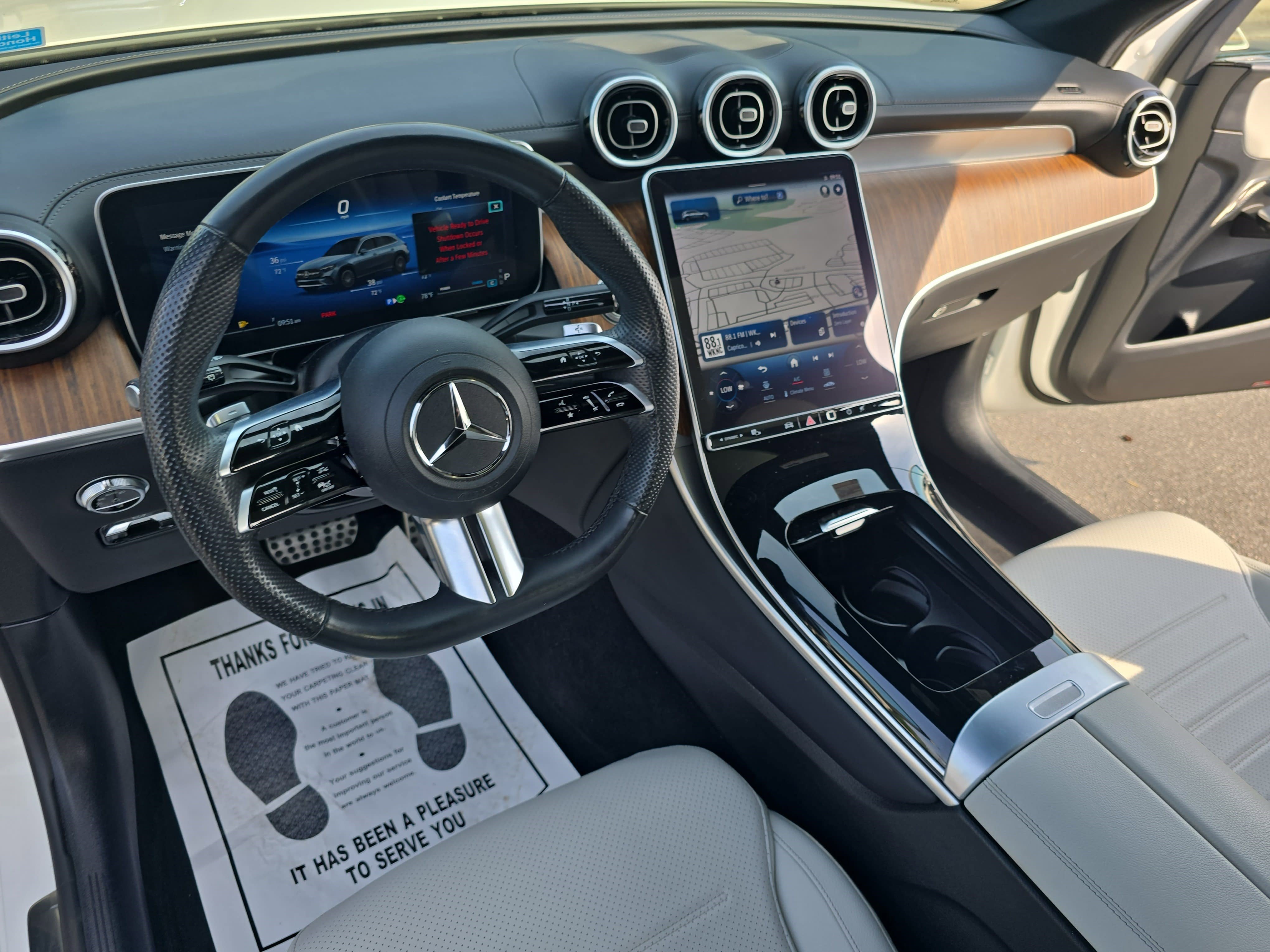 Used 2023 Mercedes-Benz GLC 300 4MATIC w/ AMG Line image 18